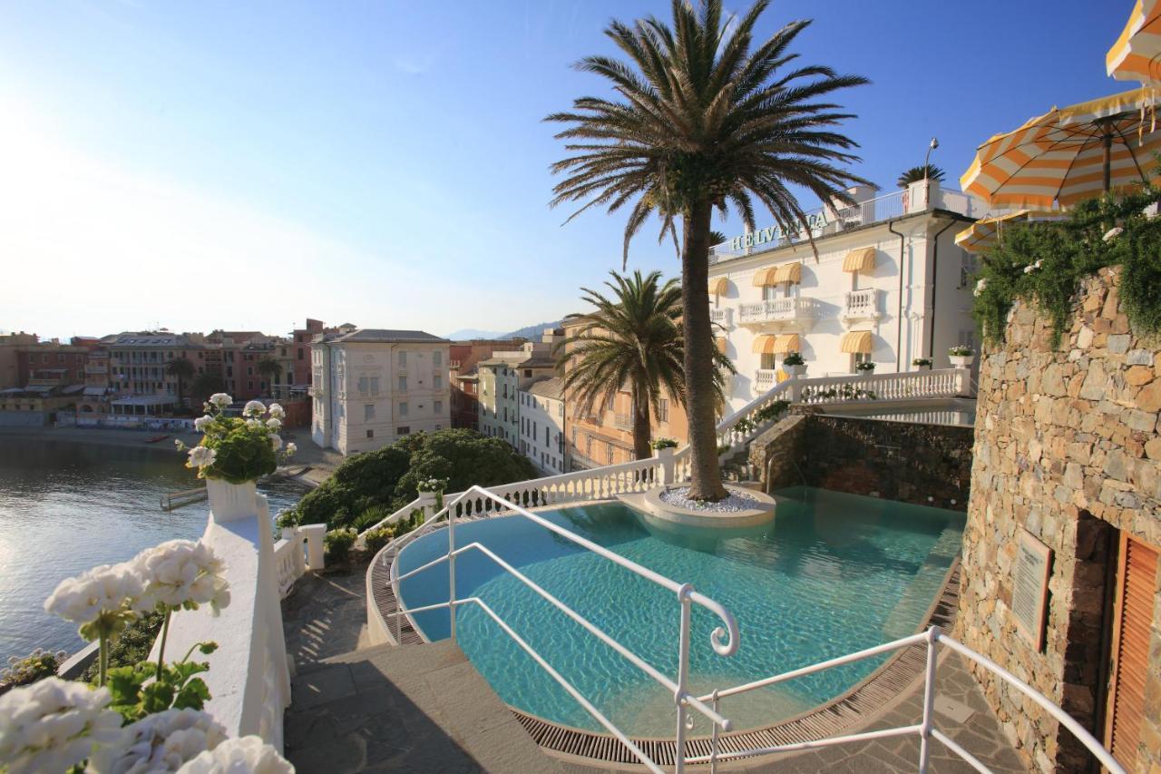 Helvetia 4*