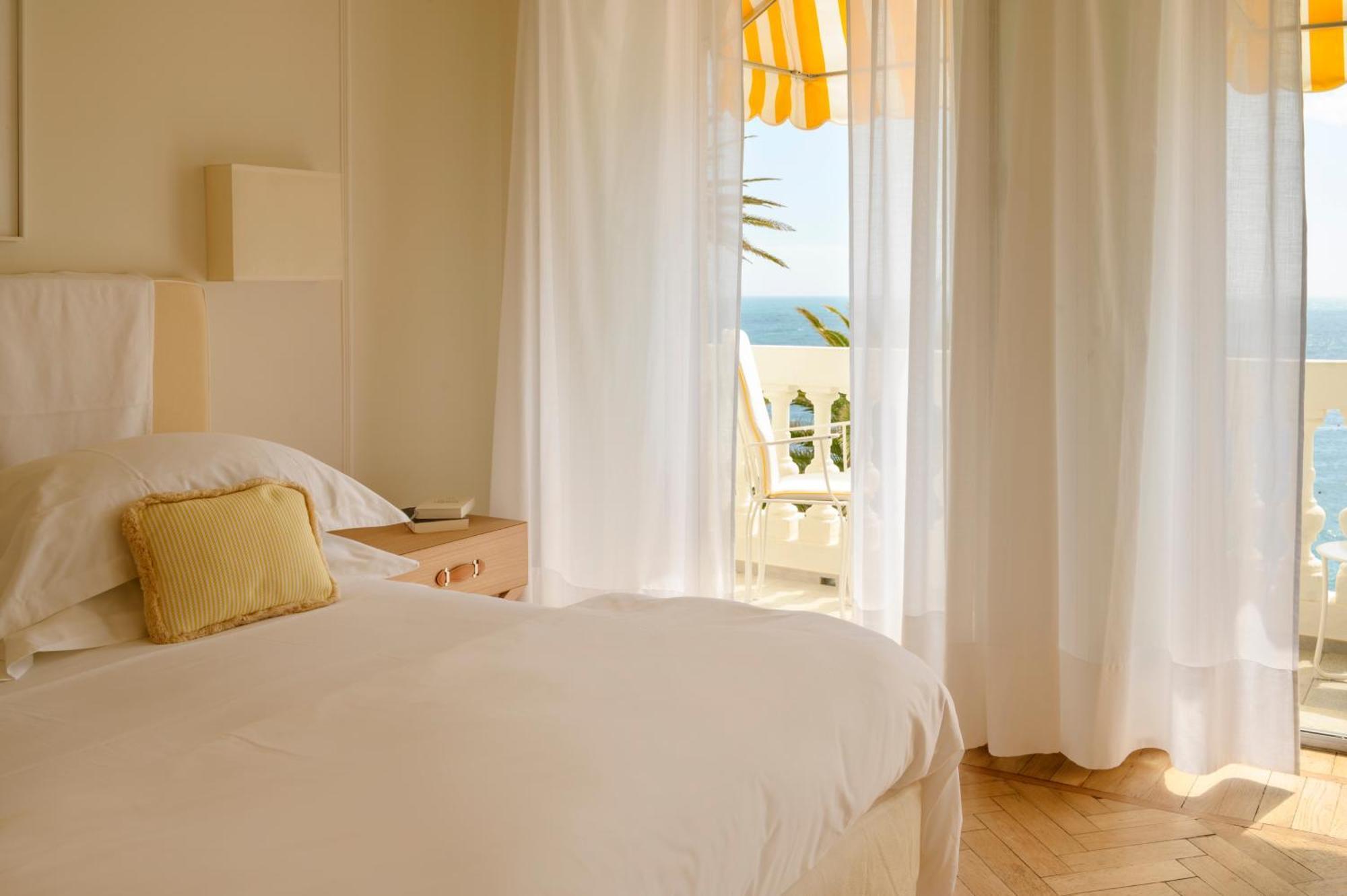Helvetia 4*